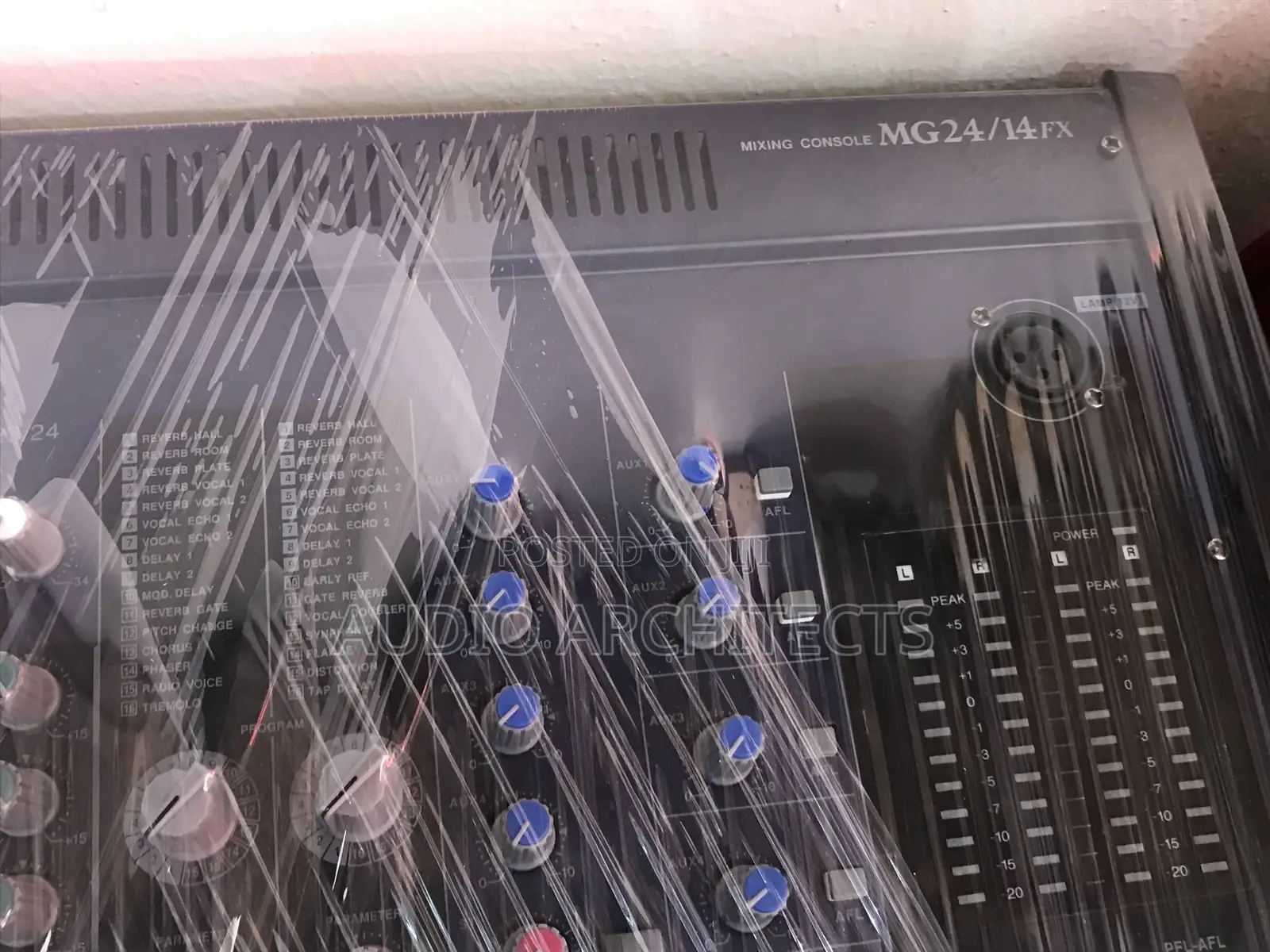 Yamaha Mg 24 Analog Mixer
