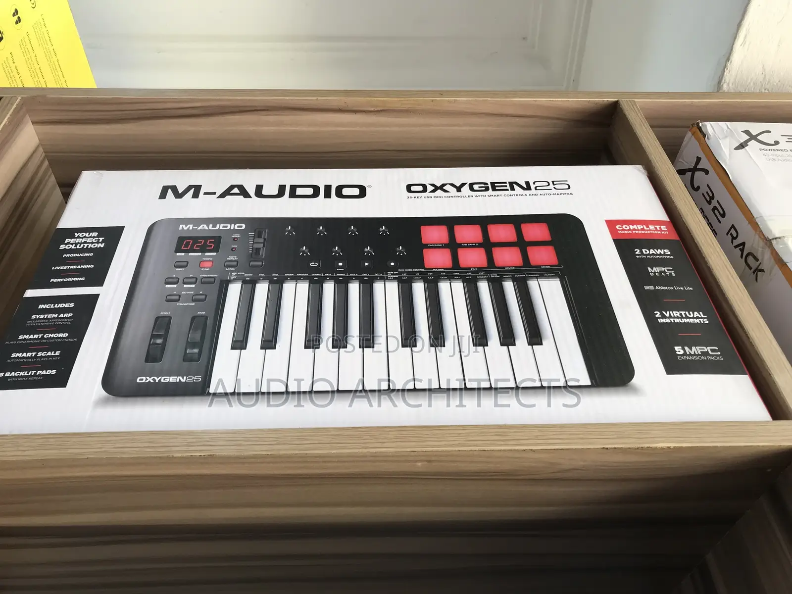 M-Waudio Oxygen 25 MIDI Keyboard