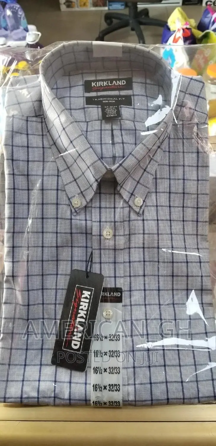 Kirkland Signature Traditional Fit Shirt (M)