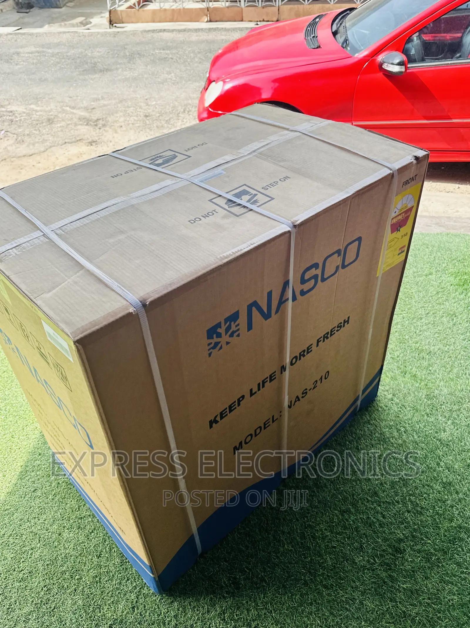 Freestanding Chest Freezer Nasco 200L Single Door