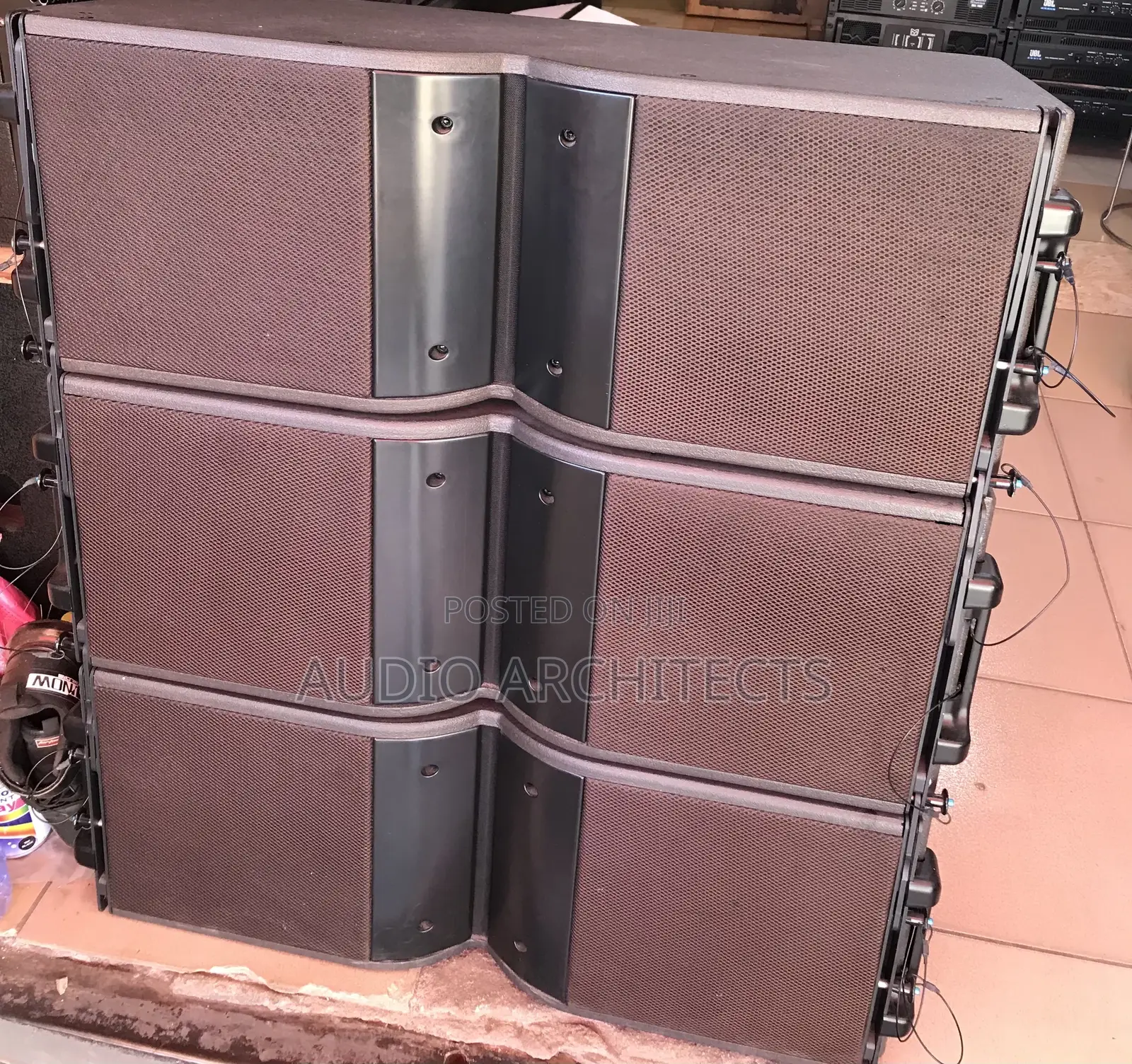 Line Array Speakers