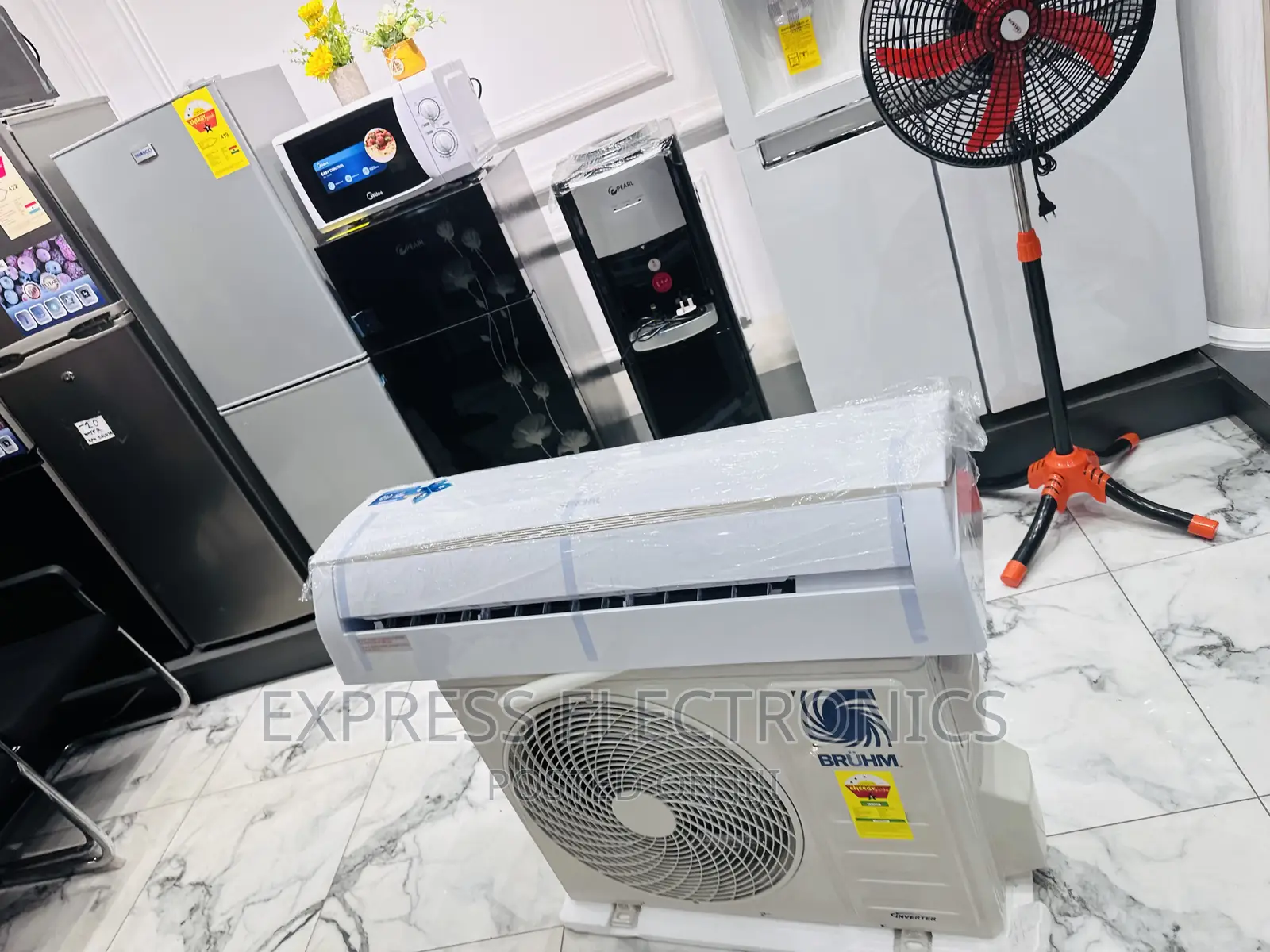 LED Display Split Inverter Bruhm AC 2.5hp
