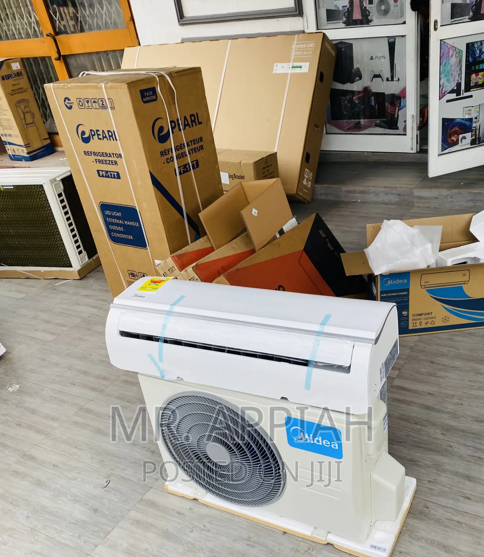 Affordable Midea 1.5hp Split Type Electric Air Conditioner.