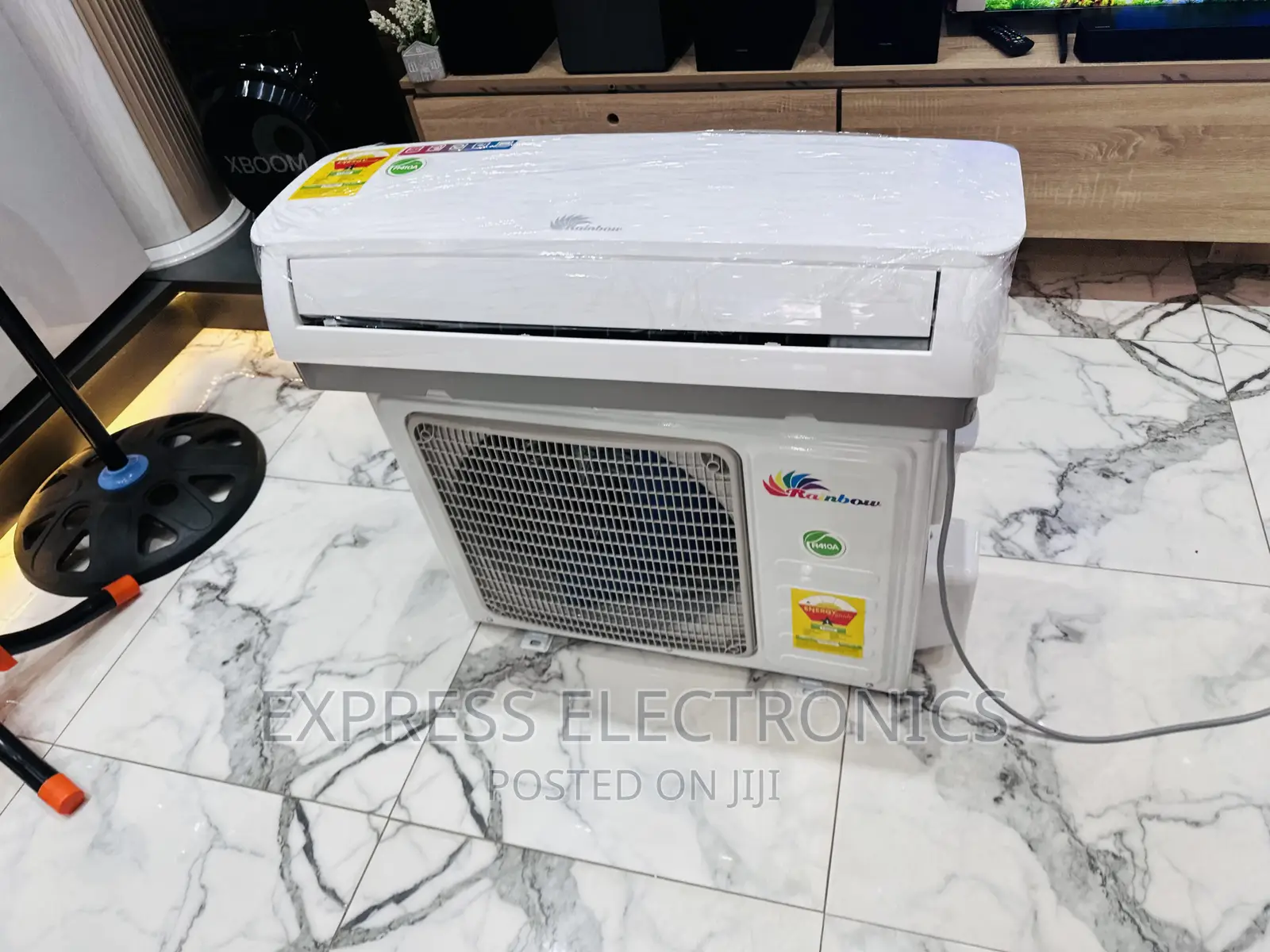 Embrace the Chill Split R410 Gas 1.5hp Rainbow