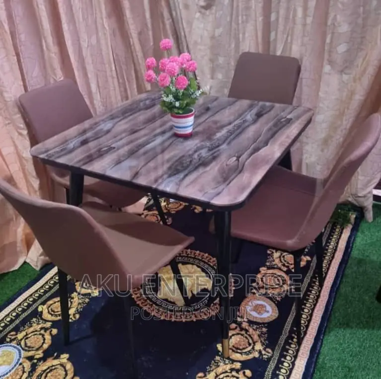 Dinning Table With 4 Chairs Luxury