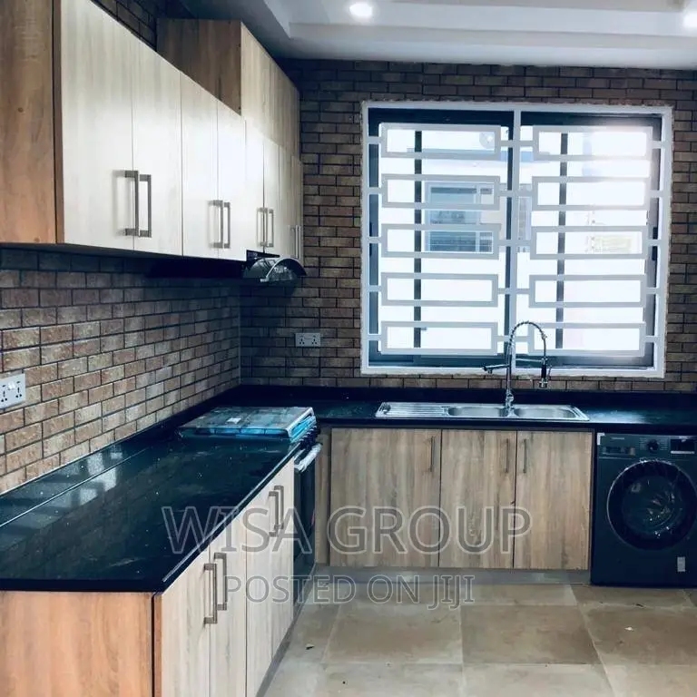 4bdrm Duplex in Wisa Groups, Accra Metropolitan for sale