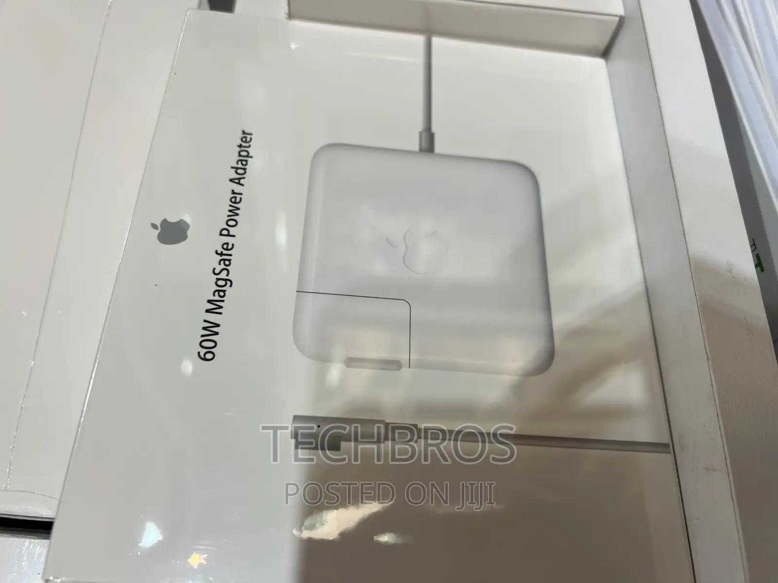 Apple 60W Magsafe for Macbook 13-Inch Macbook