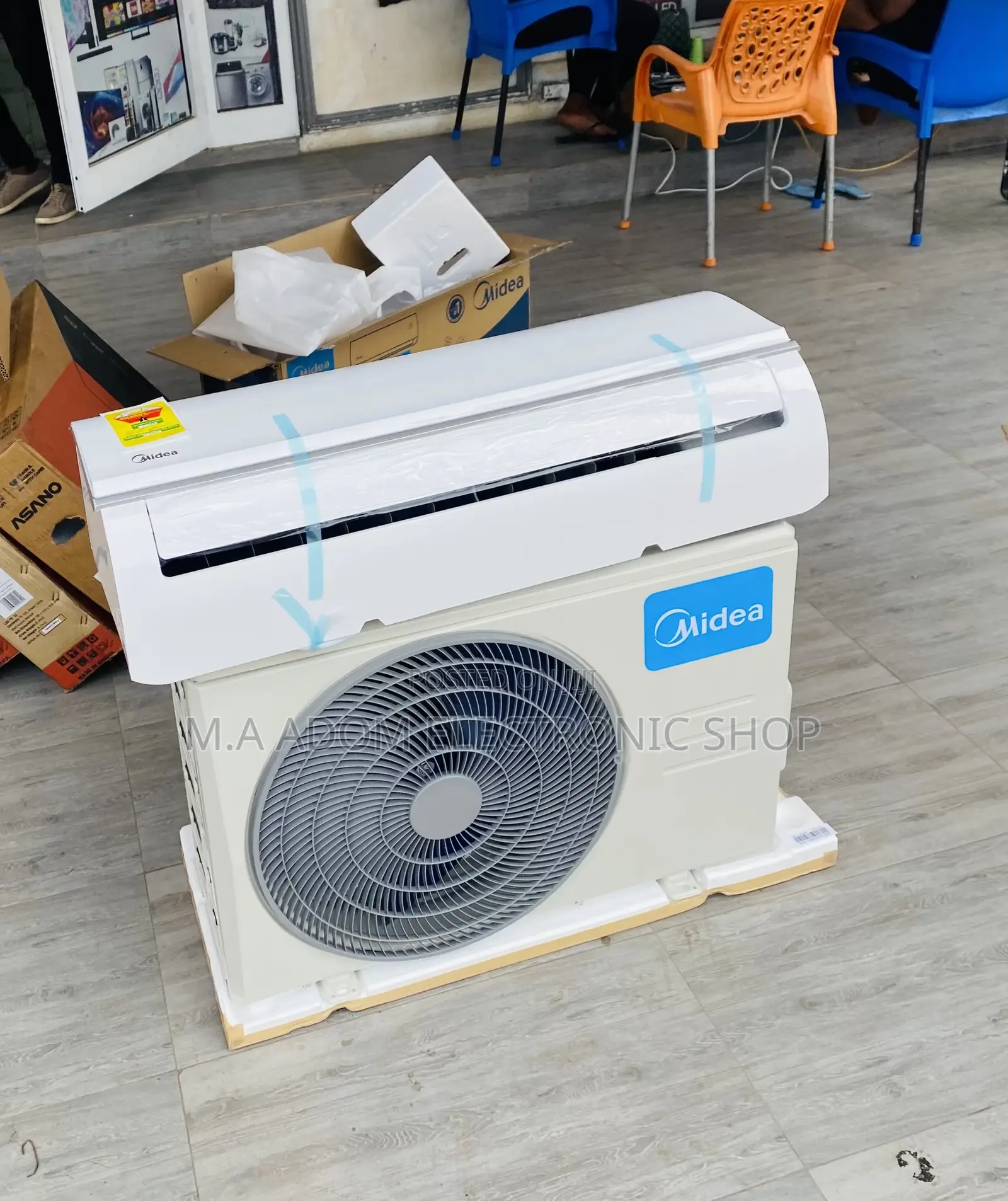 Super Chilling Midea 1.5hp Split Type Air Conditioner,White.