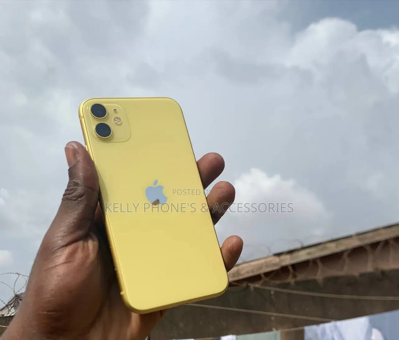 Apple iPhone 11 64 GB Yellow