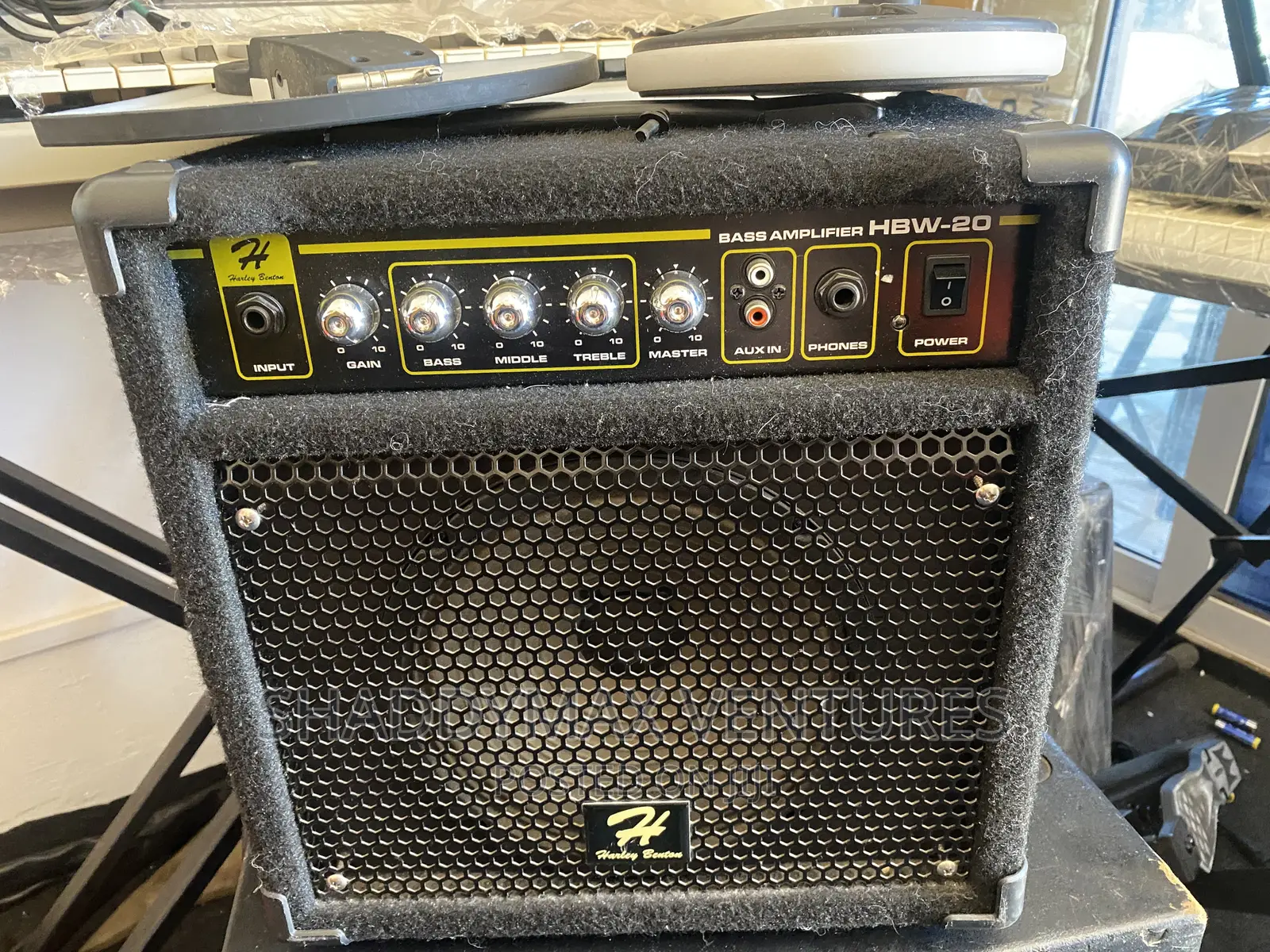Henley Benton Bass Combo HBW-20