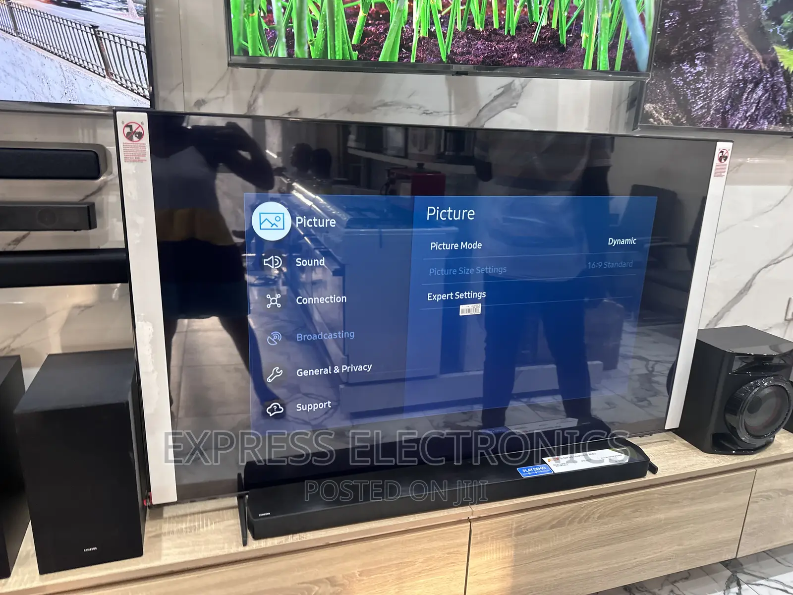 Samsung Sharper Smart Glossy LED 65”Cu8000 Tv 