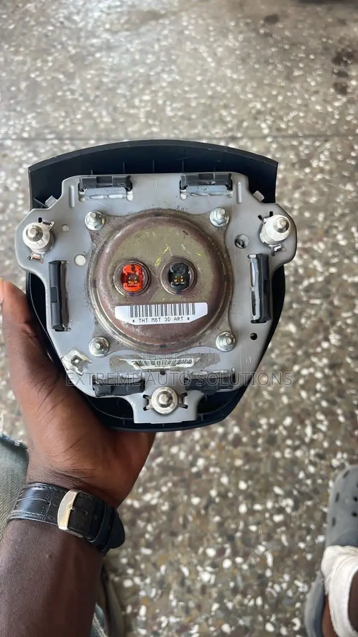 Toyota RAV 4 2015 Steering Airbag