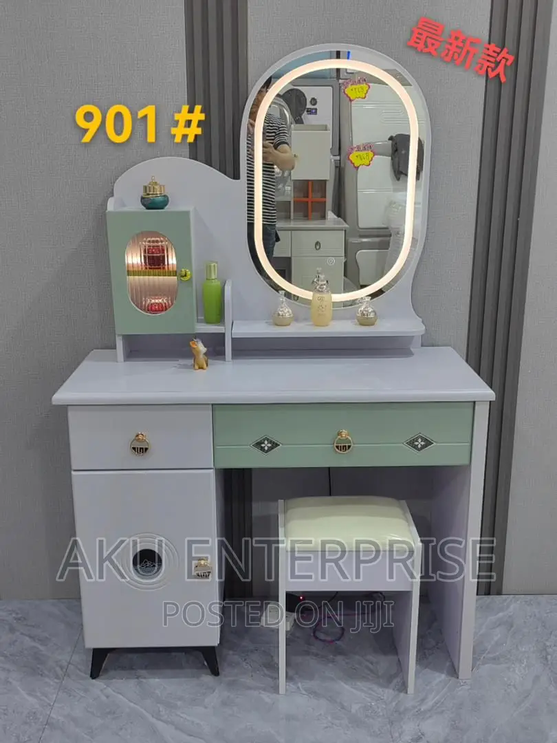 Lighting Dressing Mirror Table and Chair With LED LIGHTS