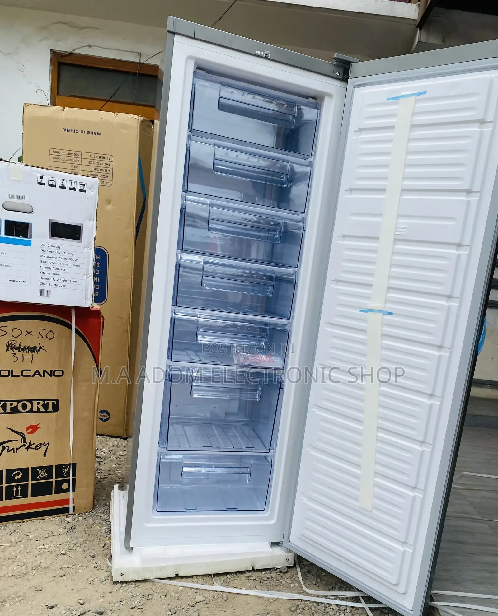 Pearl PUF-370 Single Door Upright Electric Freezer(225ltr).