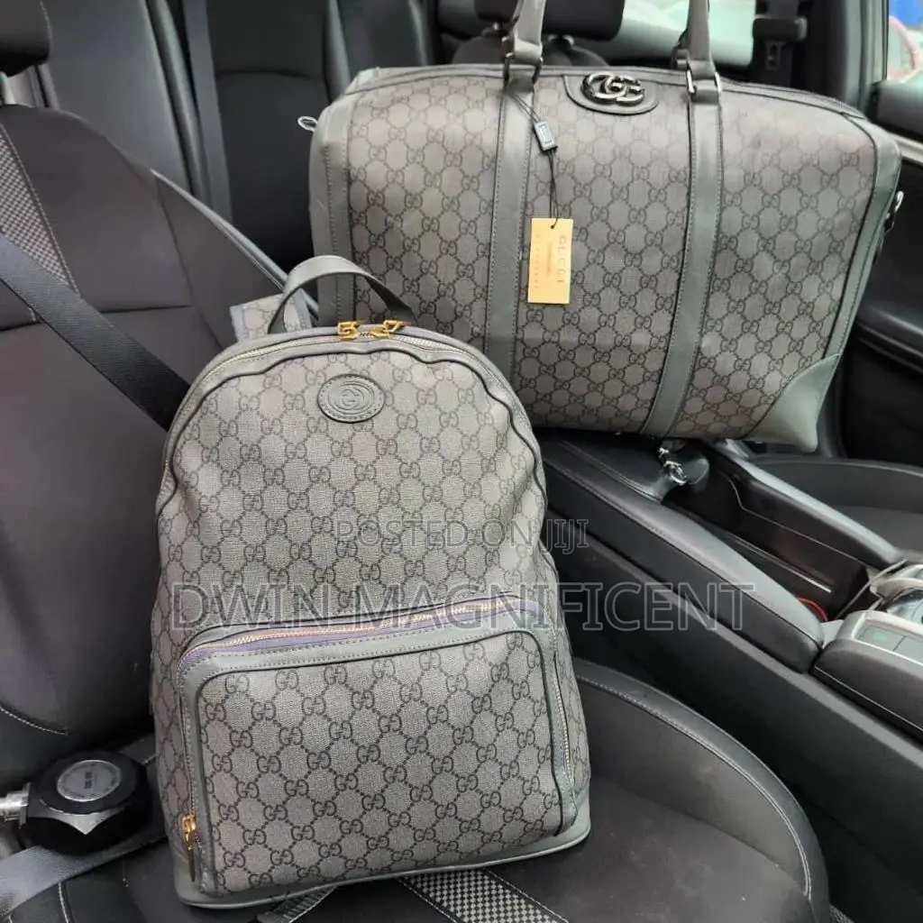 Travel Bag and Backpack (2 in 1)