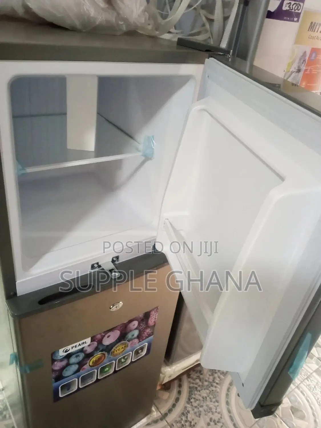 Fridge Top Freezer Fridge Pearl 138L Refrigerator