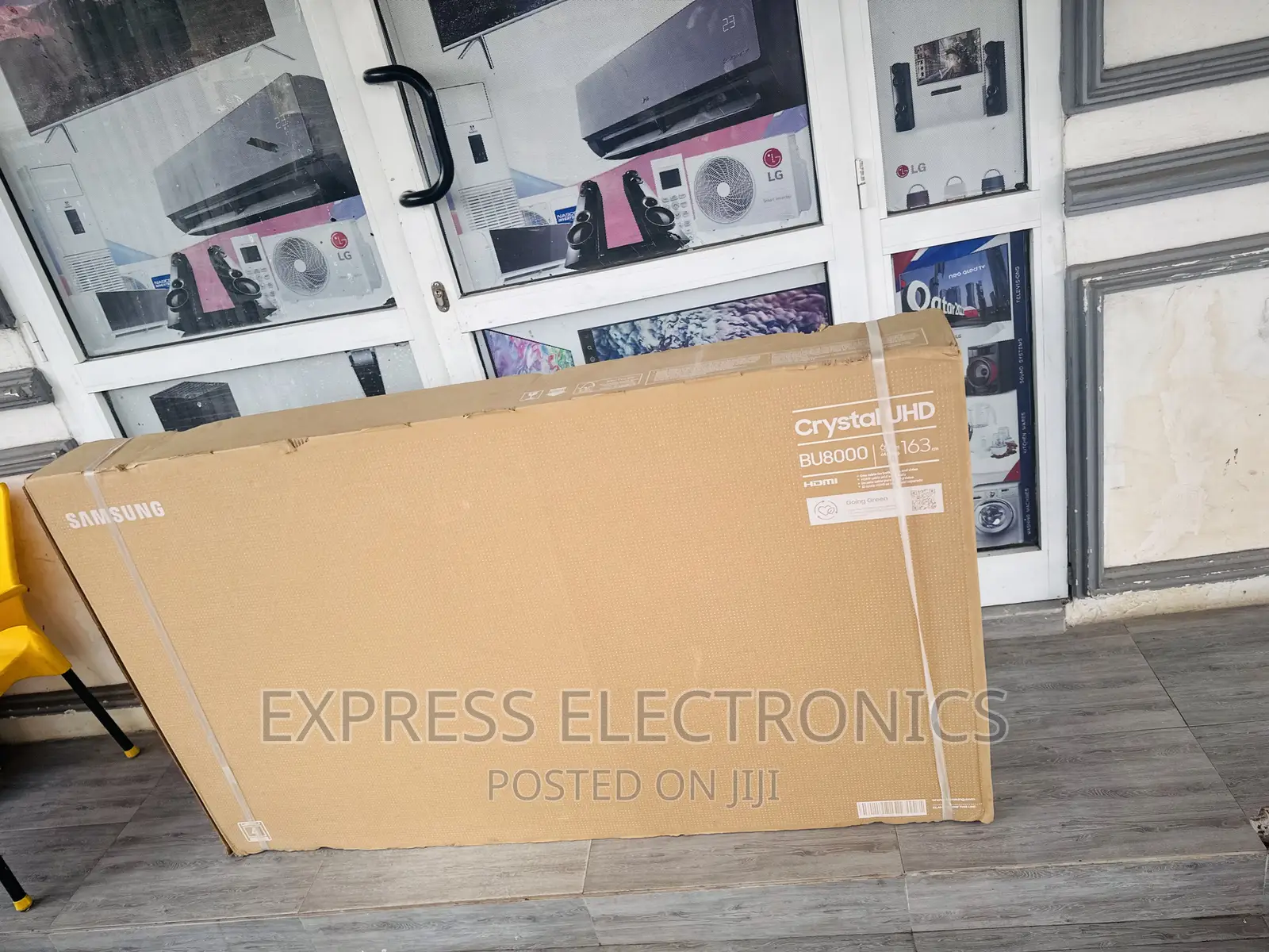 Samsung UHD Smart 65”Bu8000 Crystal Processor Slim Tv