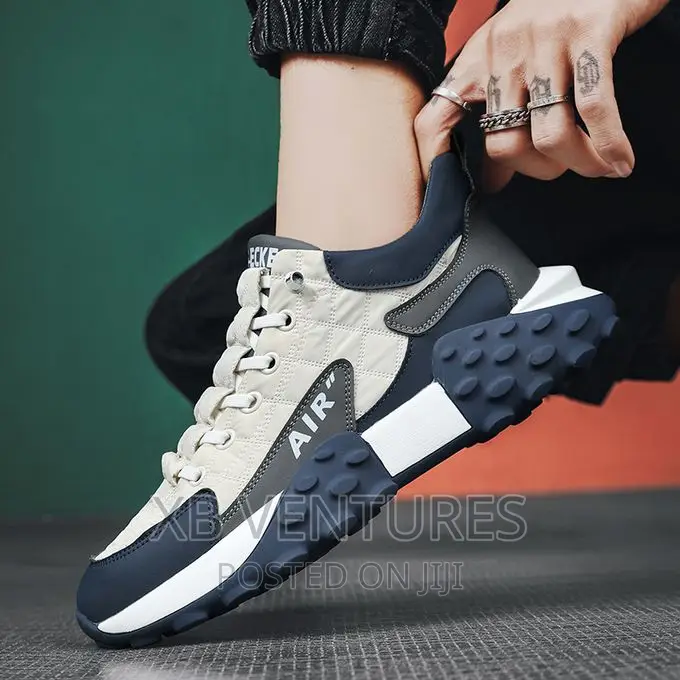 Casual Sneakers