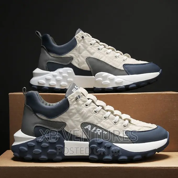 Casual Sneakers