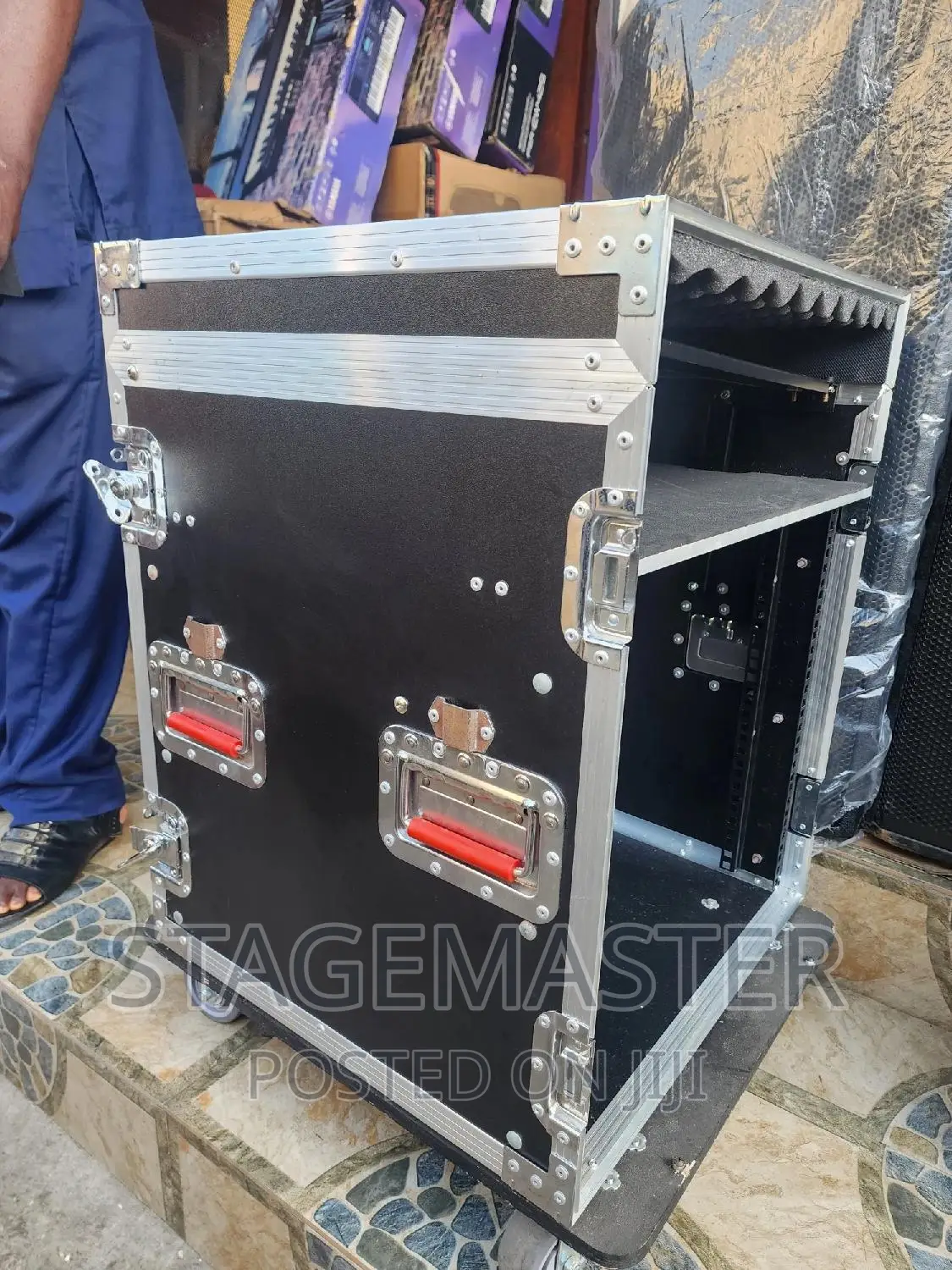 Rack 14u With Top Stand