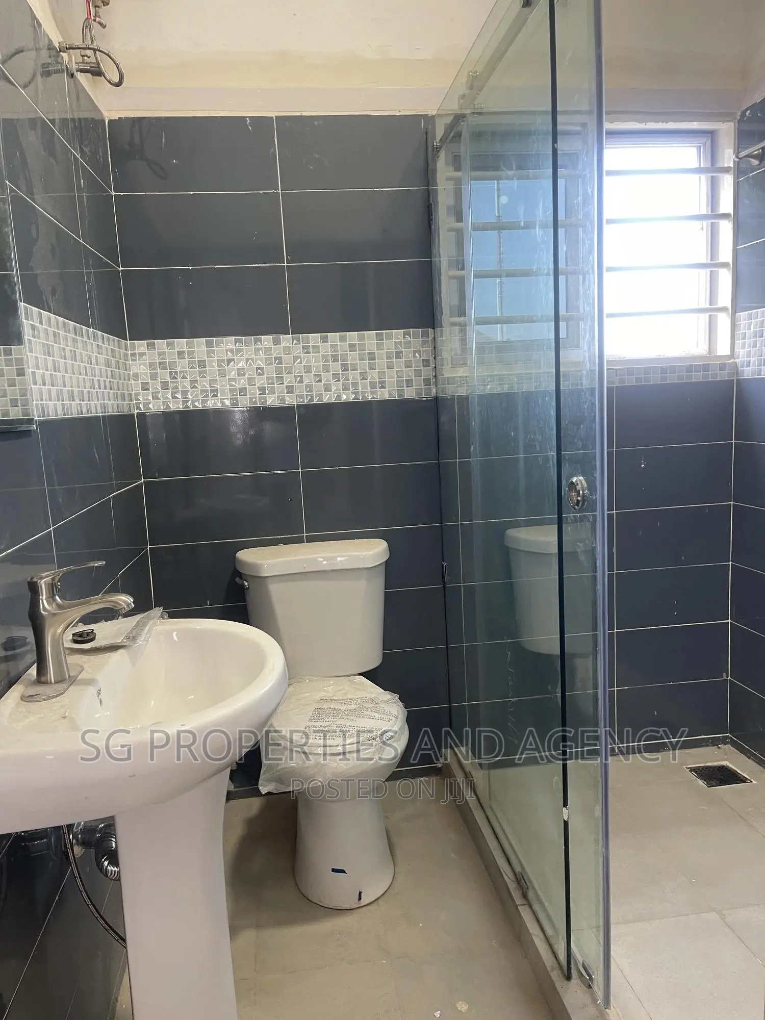 2bdrm Apartment in Lashibi, Spintex for rent
