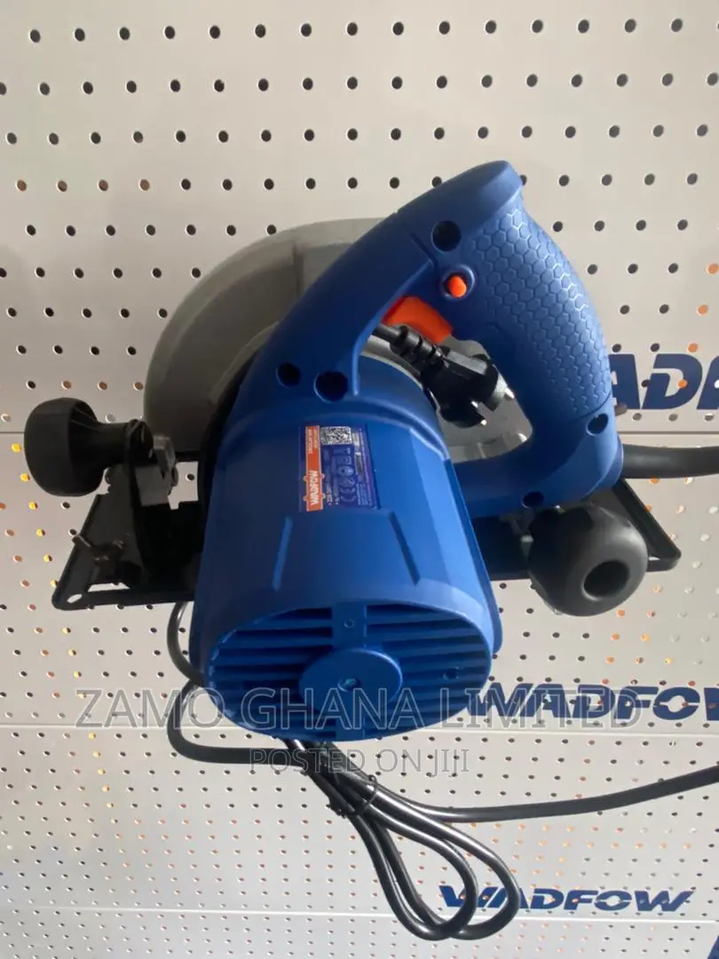 1200w Circular Saw - WCW