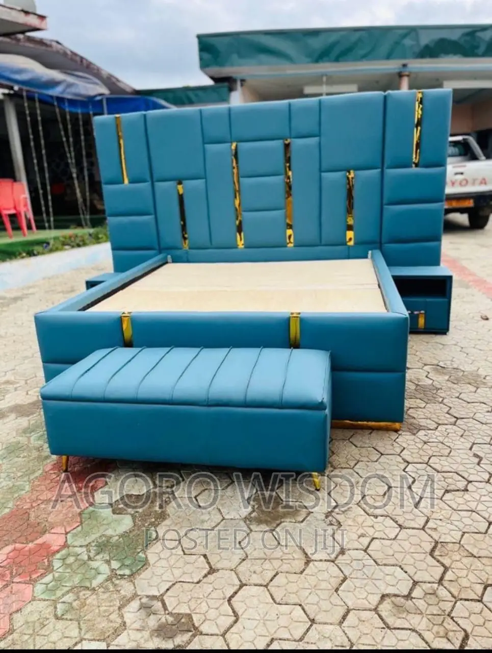 It's King Size Bed Frame With Bed Side Cabinets and Auttoma