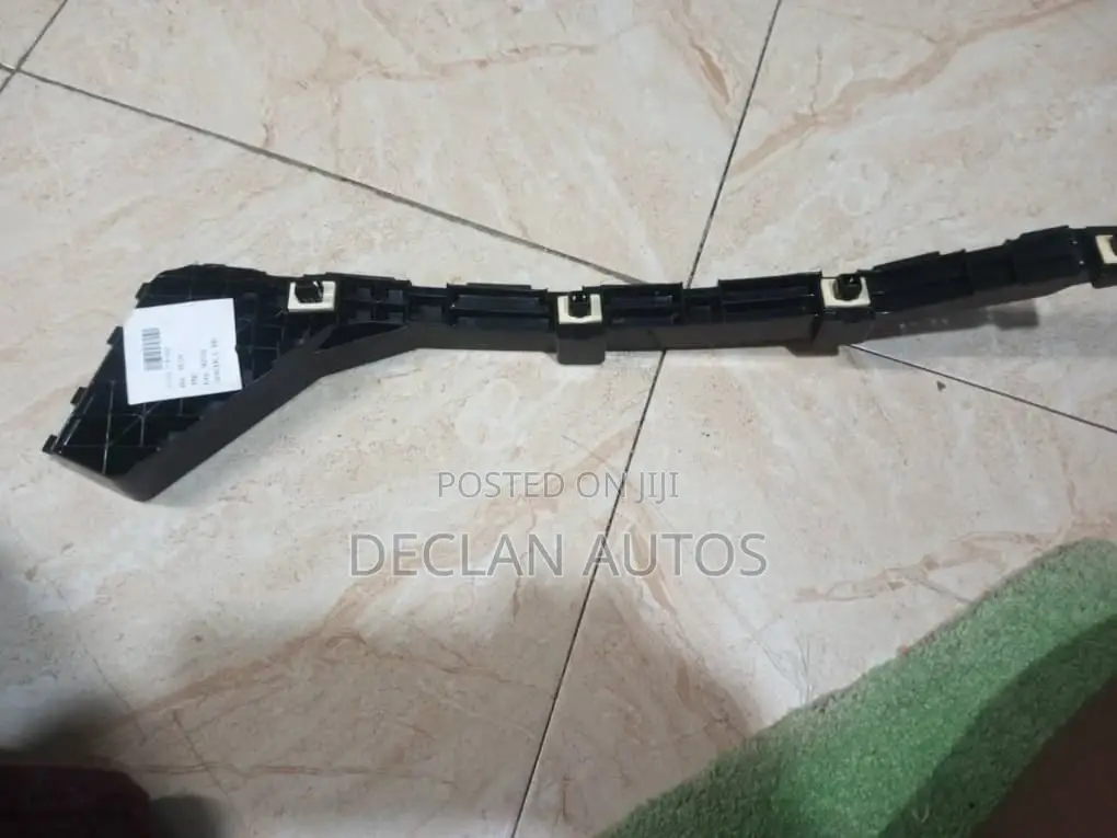 Honda CR-V 2017 Back Bumper Locker