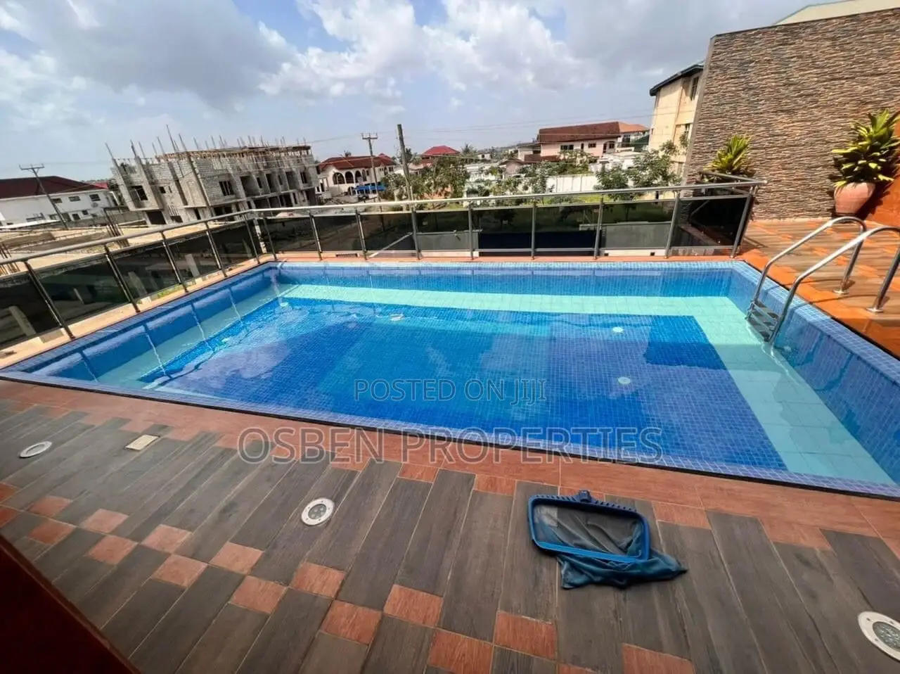 Furnished 6bdrm Mansion in Pleasant Properties, Ablekuma for sale