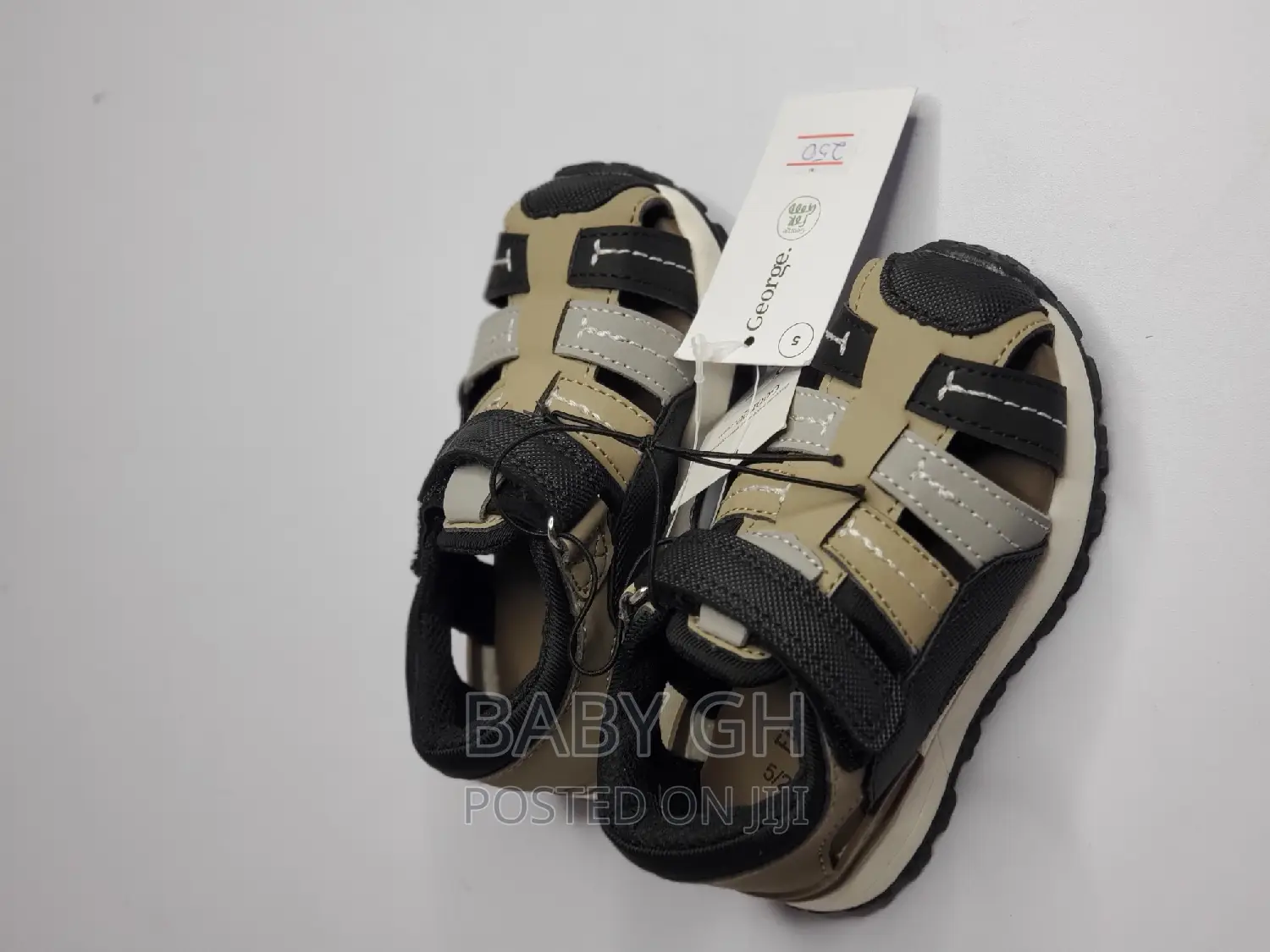George Gap Sandals