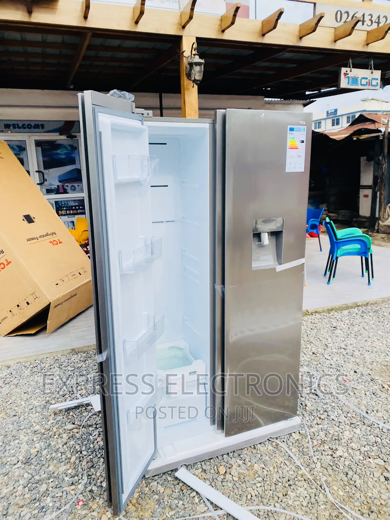 TCL 607L Side by Side Fridge Silver - P520sbn