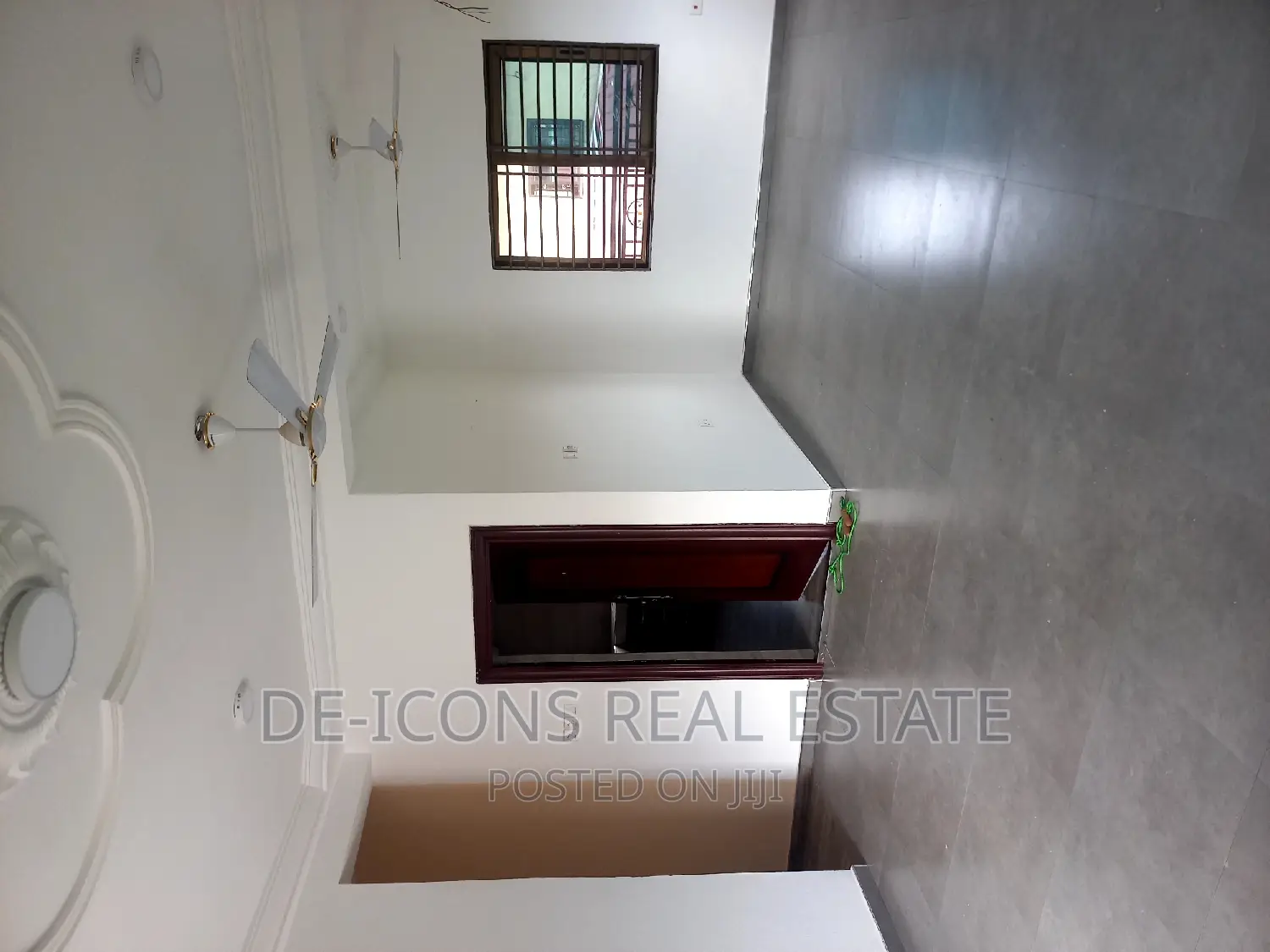 2bdrm Duplex in De-Icons Real Estate, Awutu Senya East Municipal