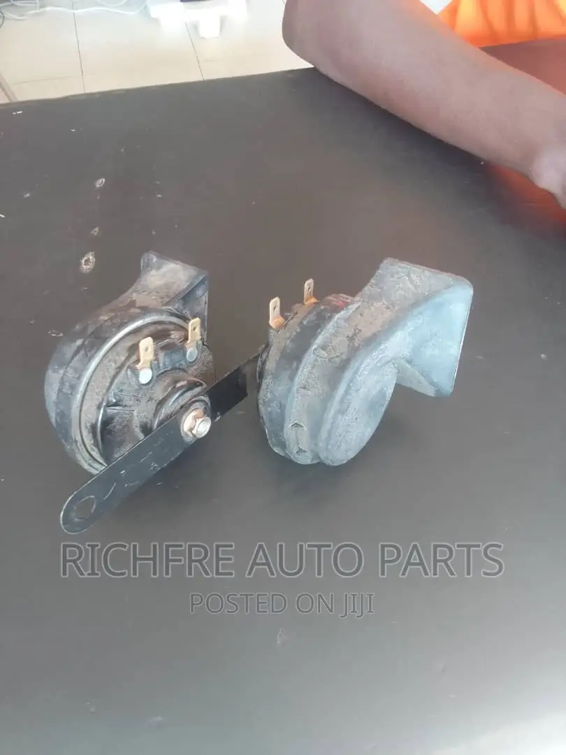 Hyundai Elantra 2011-2012 Horn
