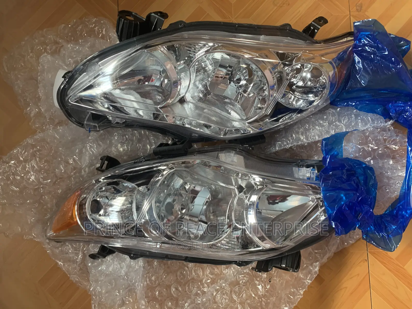 Corolla 2009 Head Light