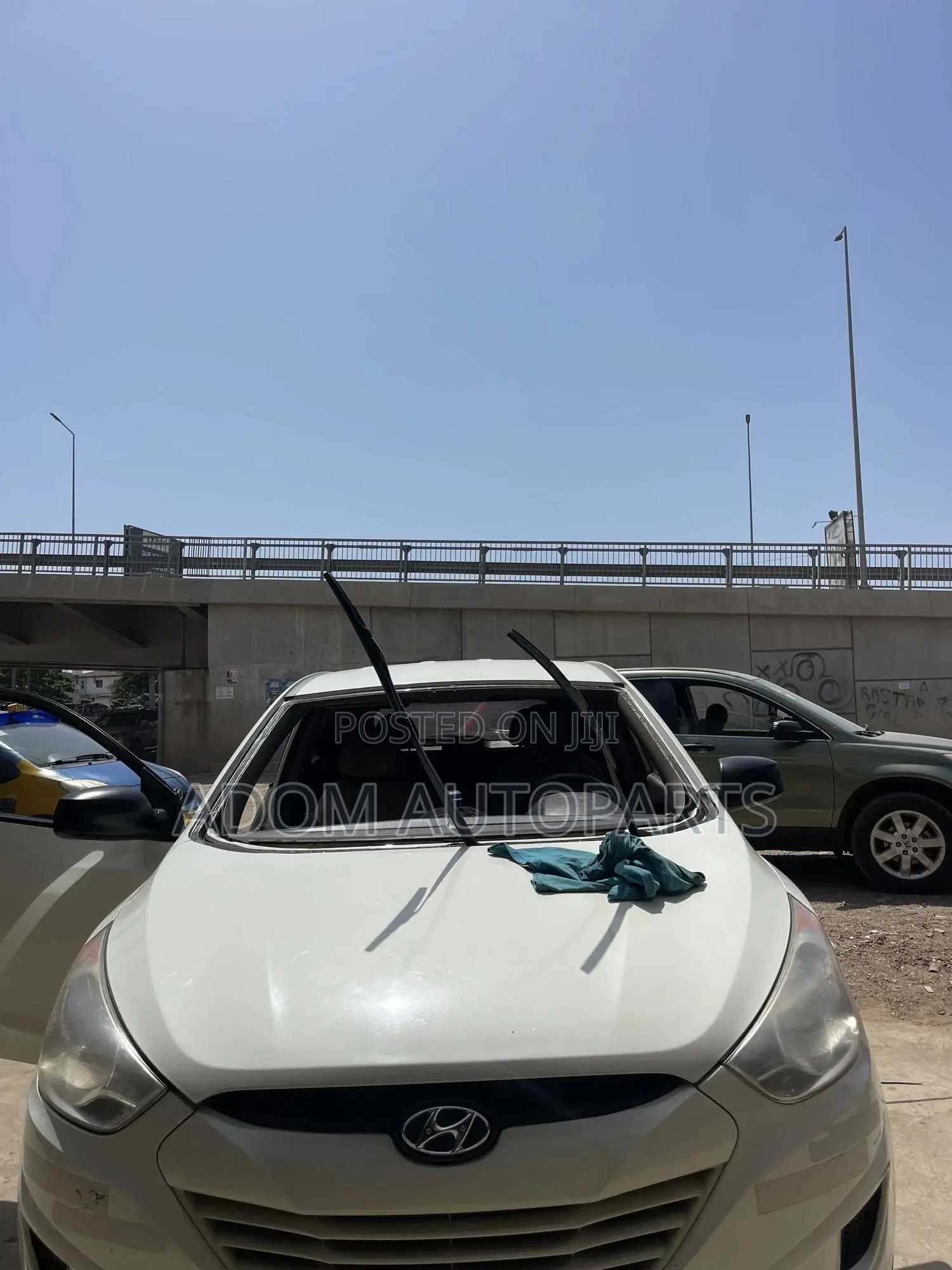 Hyundai Tucson Windscreen Windshield Glass