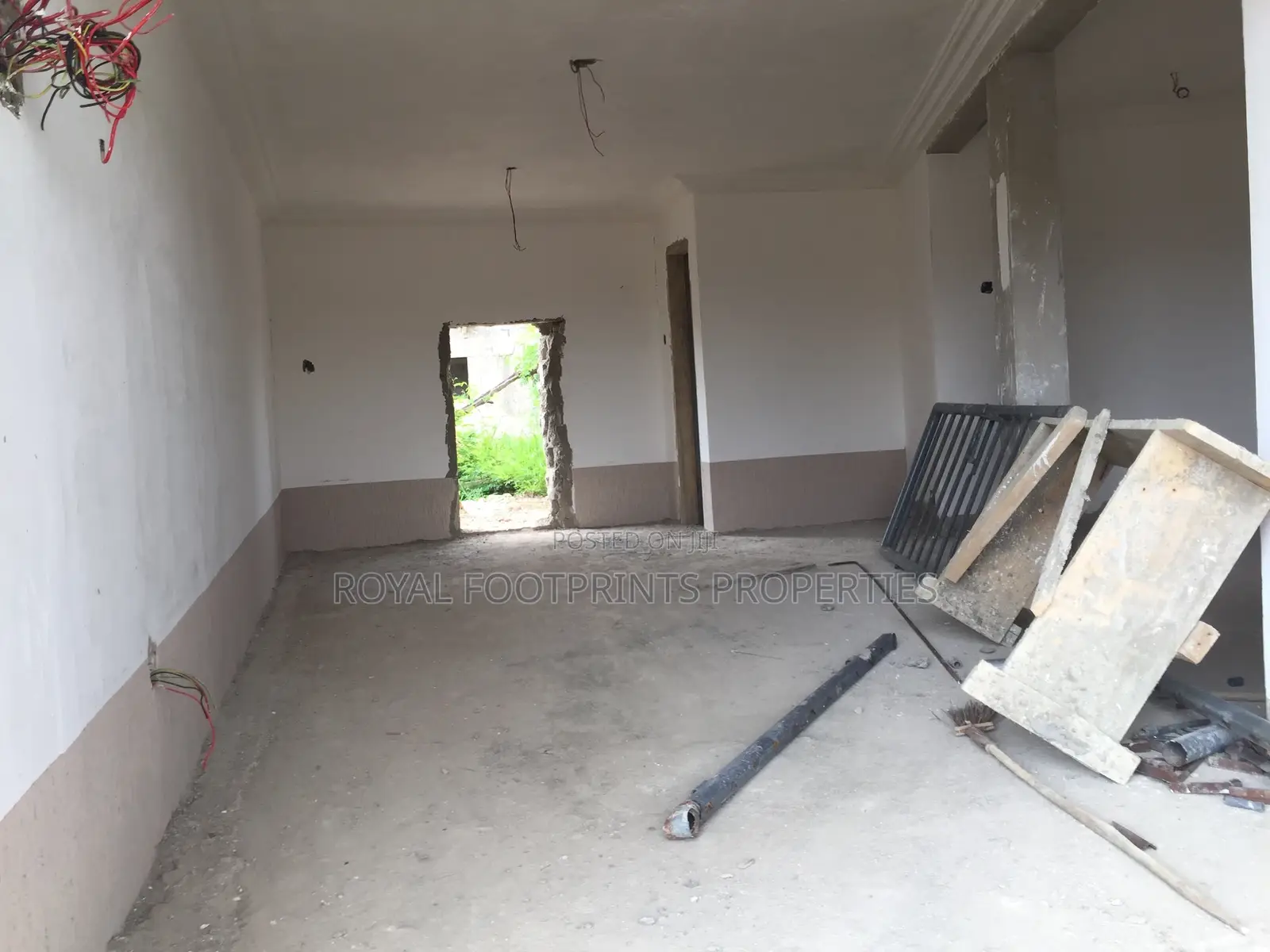 A Newly Built and Spacious Shop/Office Space