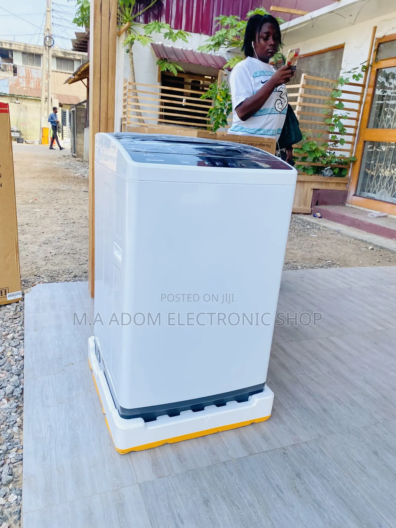 Affordable TCL 8kg Top Load Electric Washing Machine 