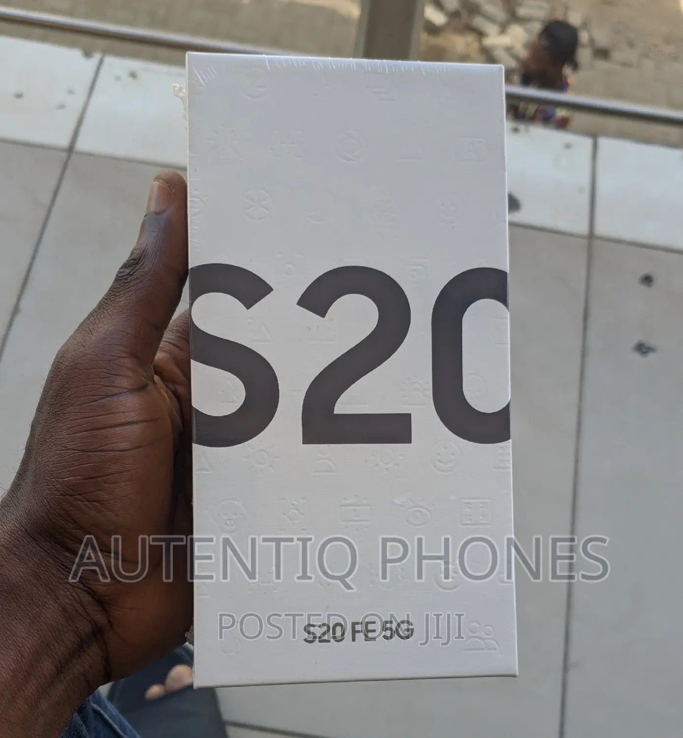 New Samsung Galaxy S20 FE 128 GB Gray
