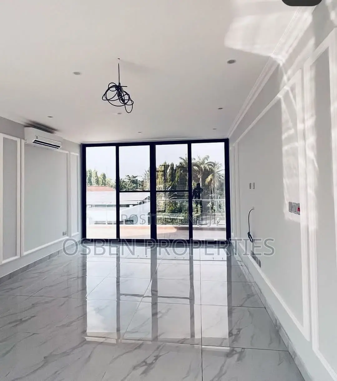 8bdrm Mansion in Pleasant Properties, Cantonments for sale