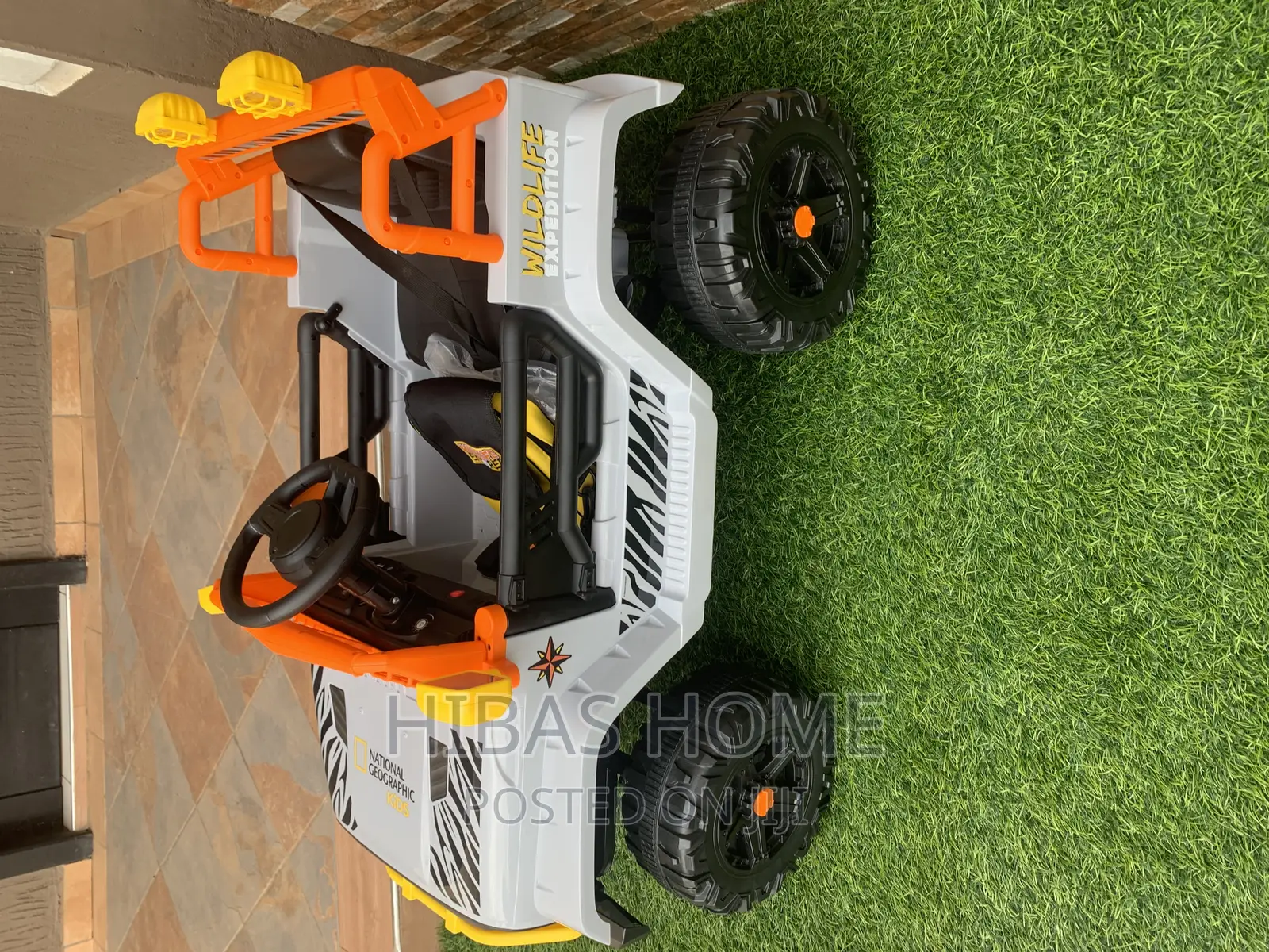 Kids Ride on by National Geographic Kids Accessory Included