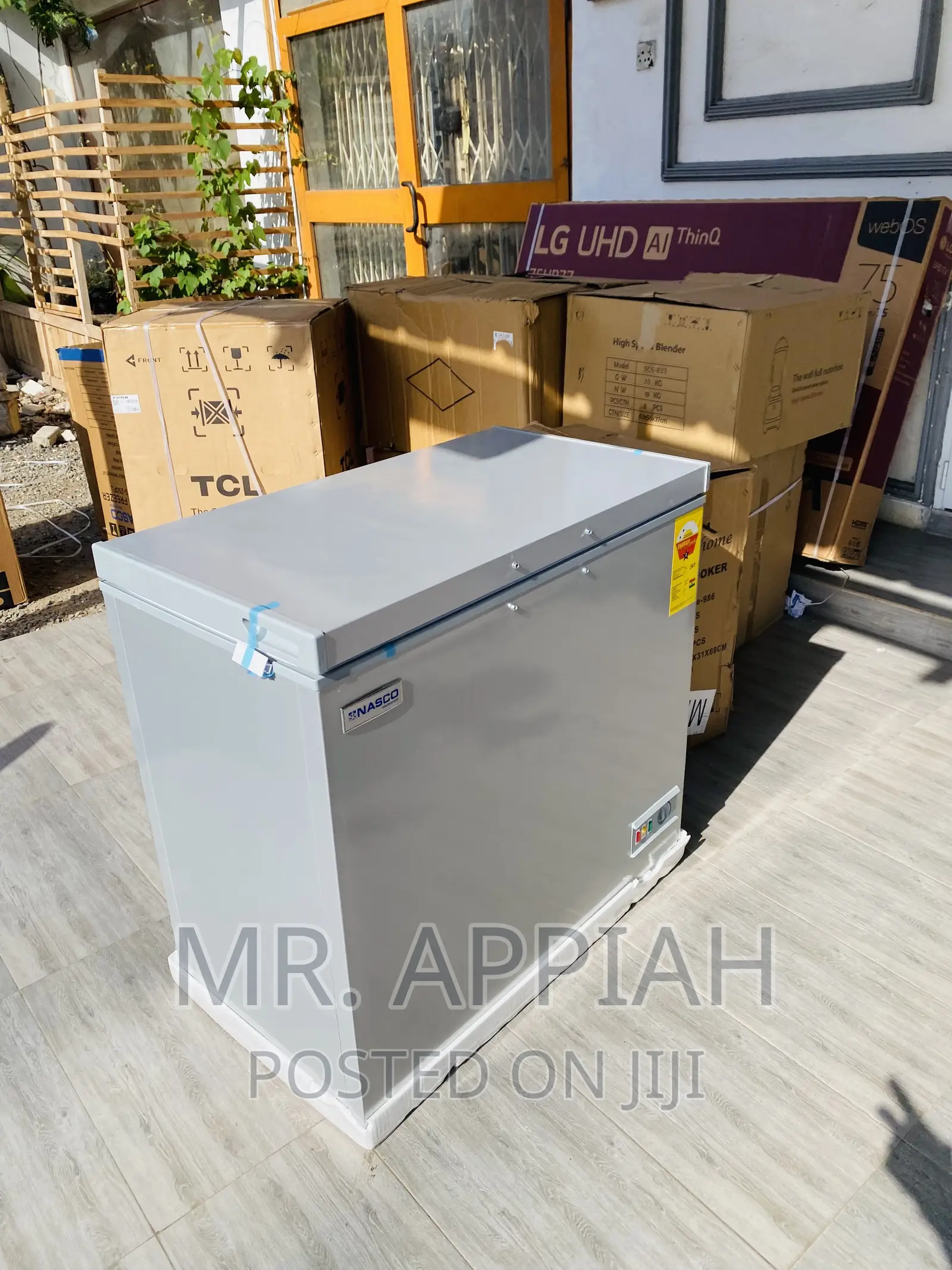 Energy Sufficient Nasco Nas -250fl Single Door Freezer.