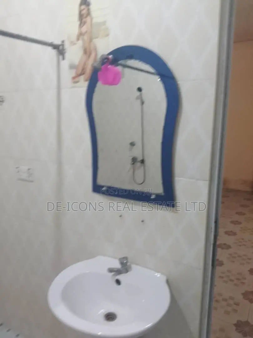 1bdrm Bungalow in De-Icons Real Estate, Awutu Senya East Municipal