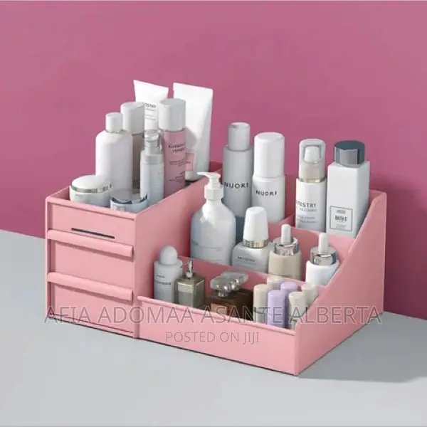 Fashion Makeup/Cosmetic Organiser Box With Drawers