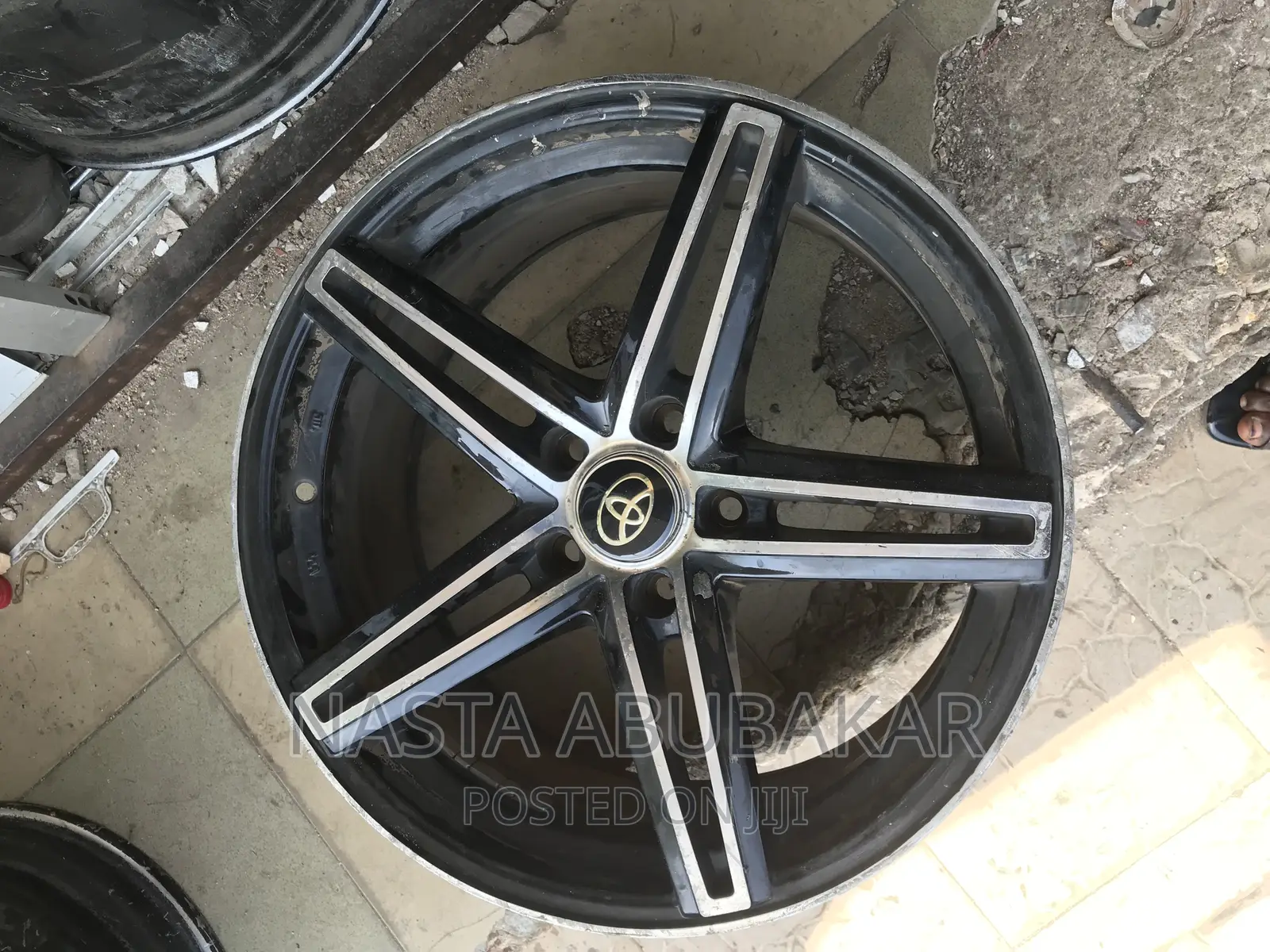 Toyota Rim 17 Inches
