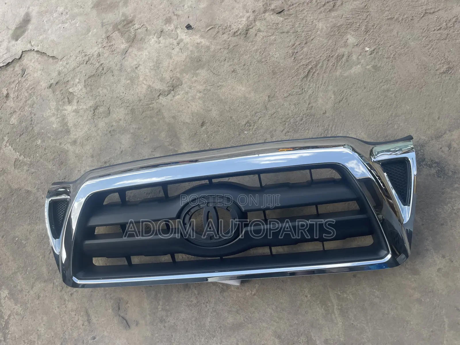 Tacoma Front Grille 2004 - 2011