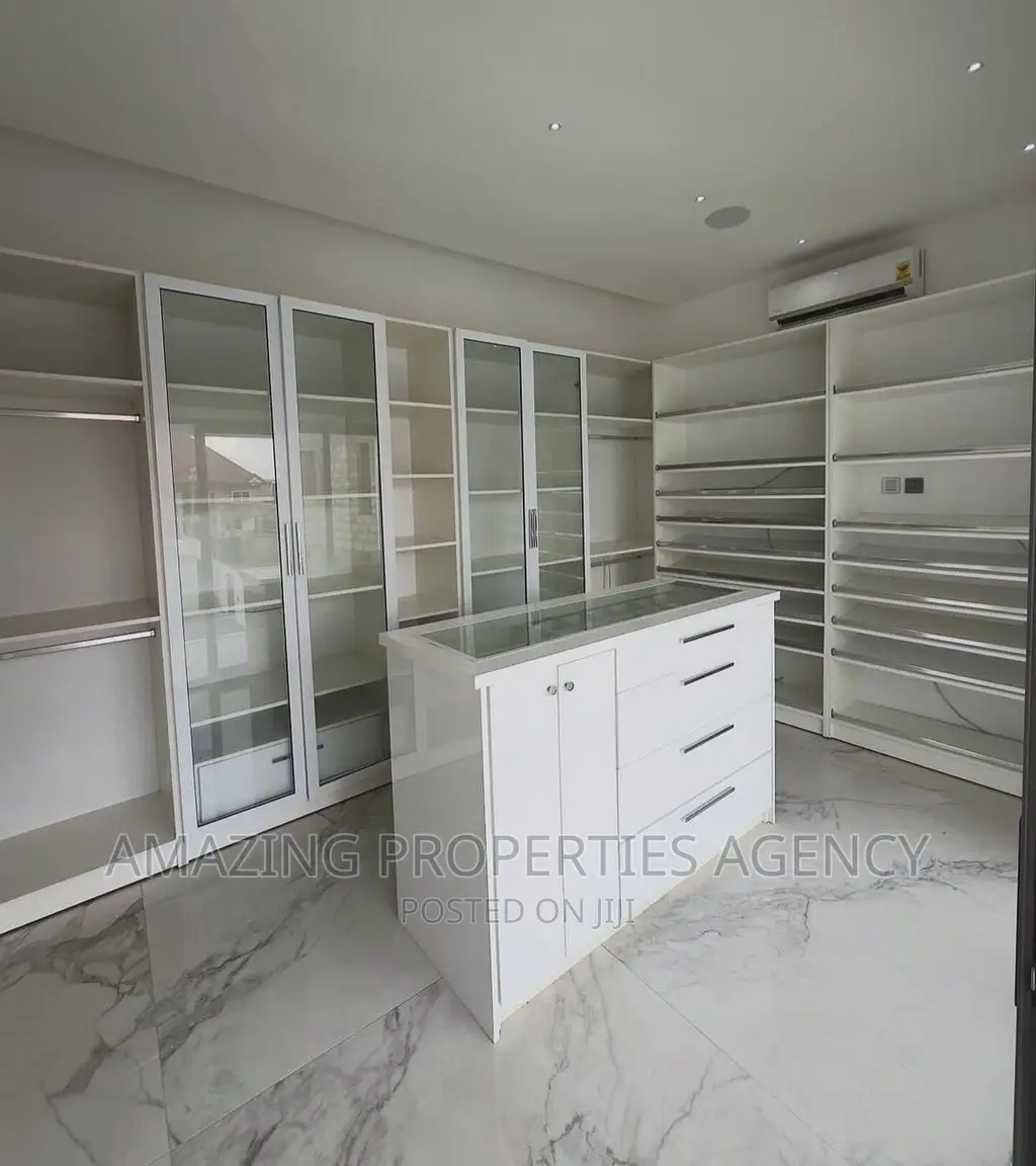4bdrm House in East Legon for sale