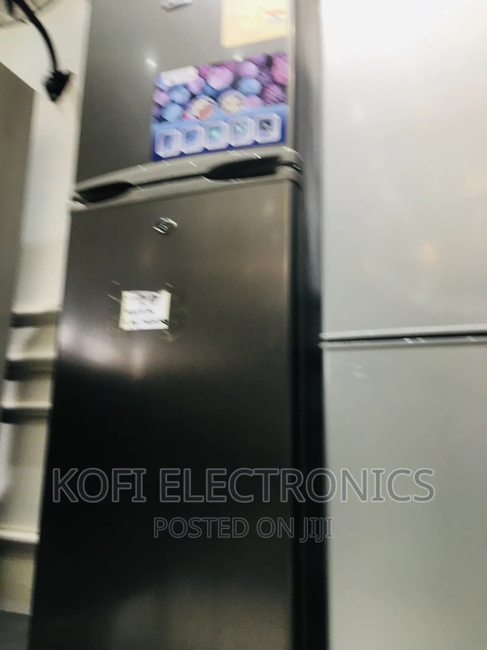 Durable Build -Pearl 166ltr Double Door Top Freezer Fridge