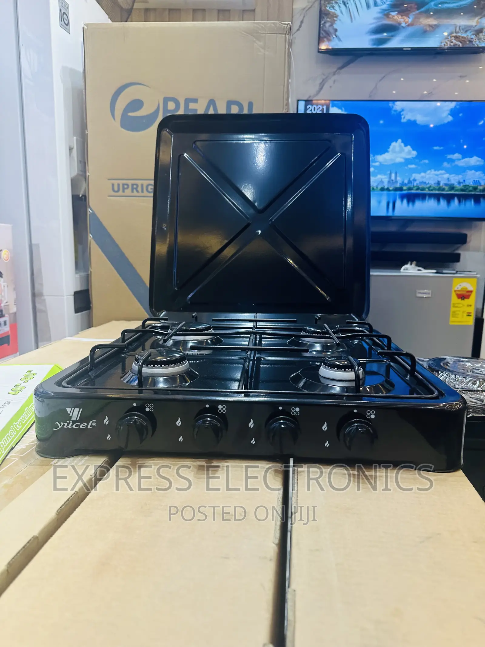 Very Cute  Black 4burner Gas Cooker Yucel