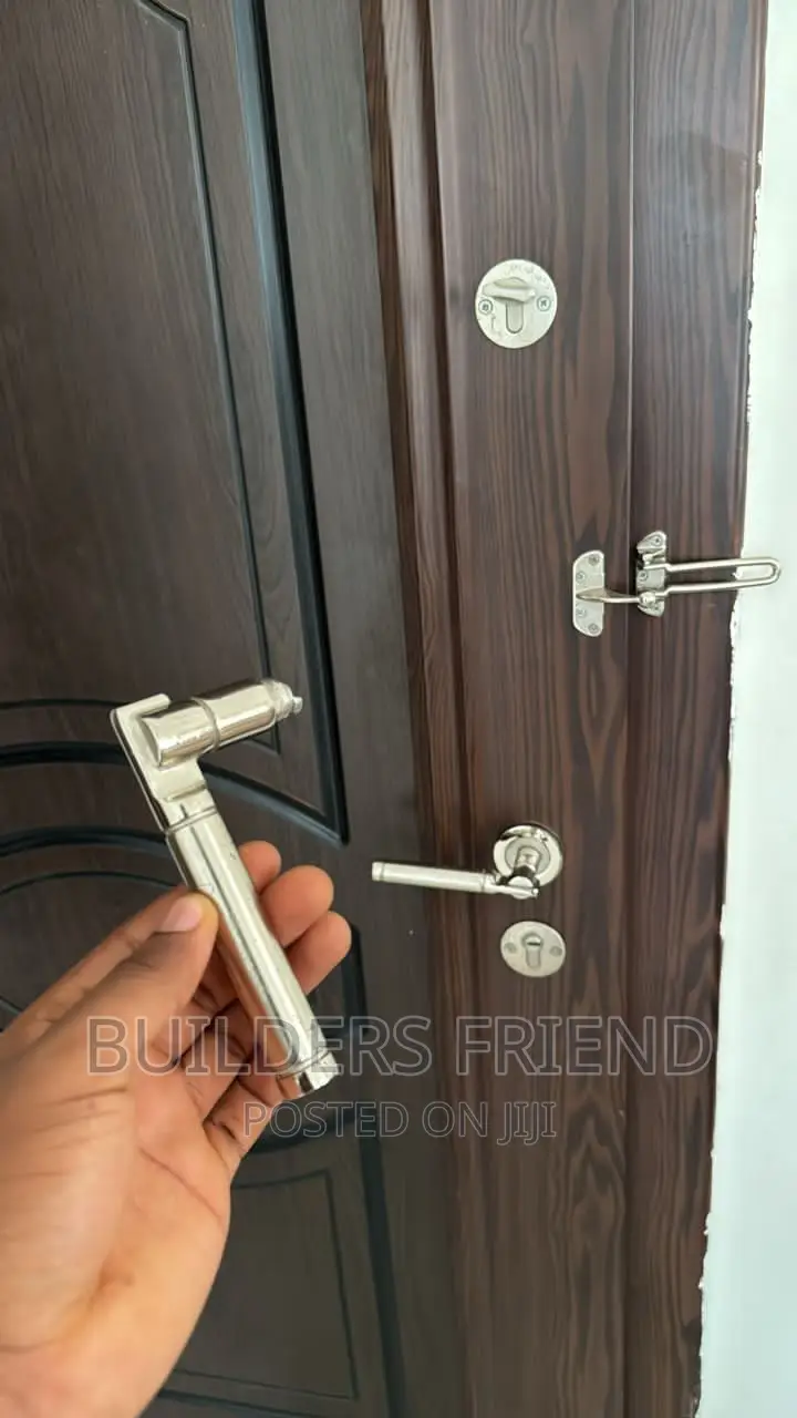 Replace Broken or Damaged Heavy Door Handles Only