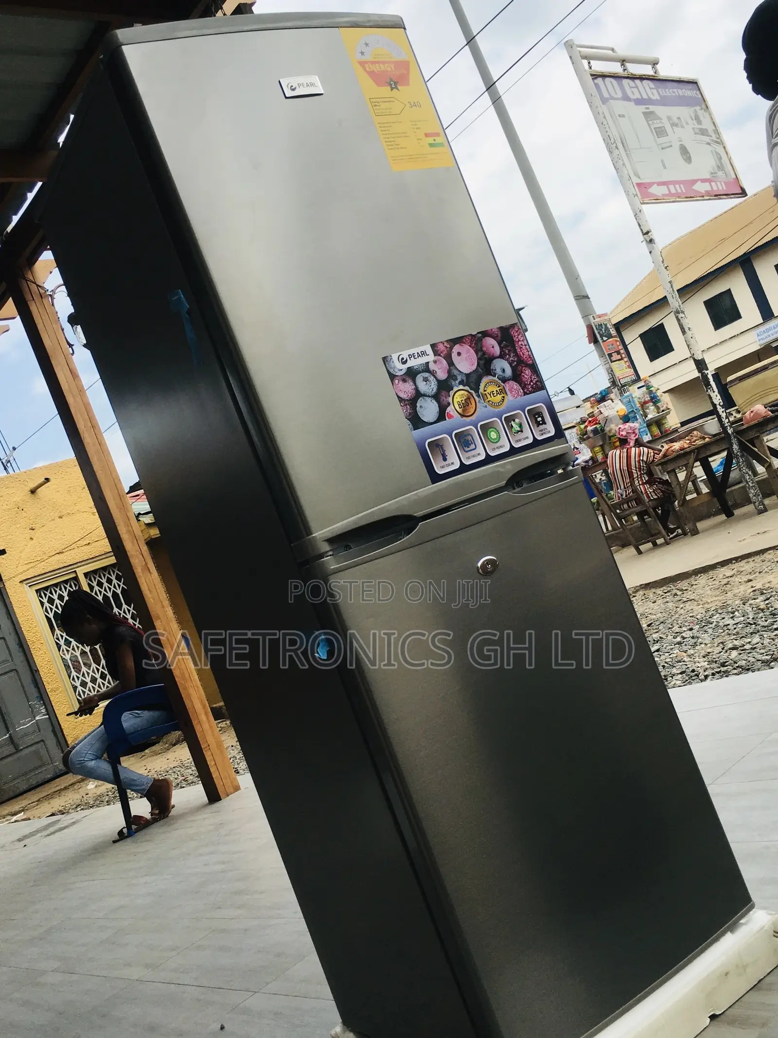 Doubledoor Pearl Bottomfreezer Pf-200b 140 Liters Fridge